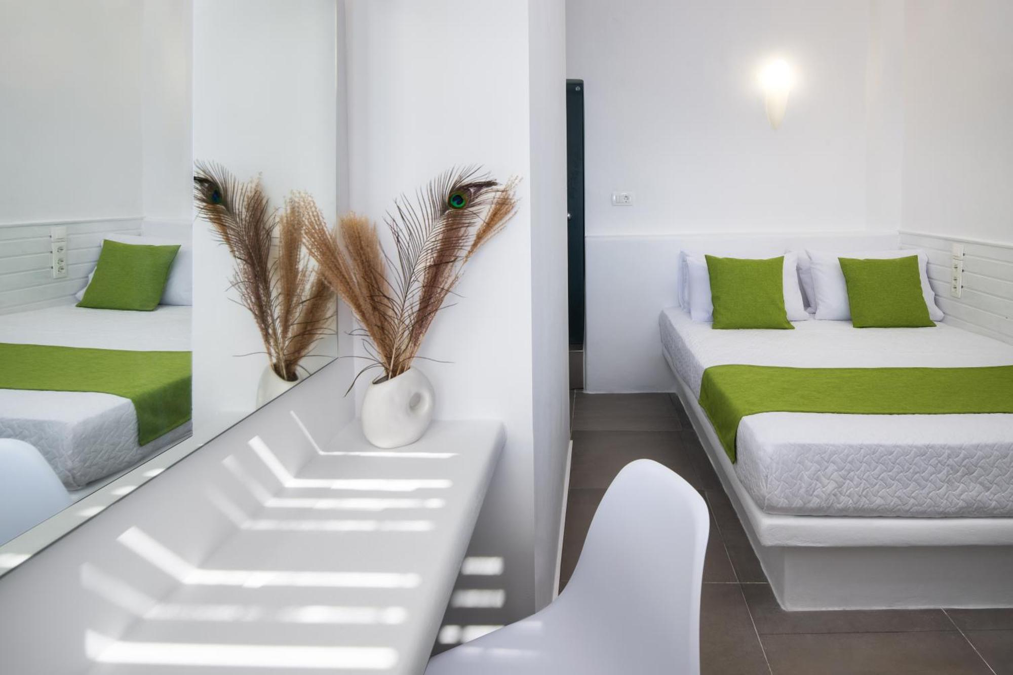 Lava Stone Bed & Breakfast Oía Dış mekan fotoğraf