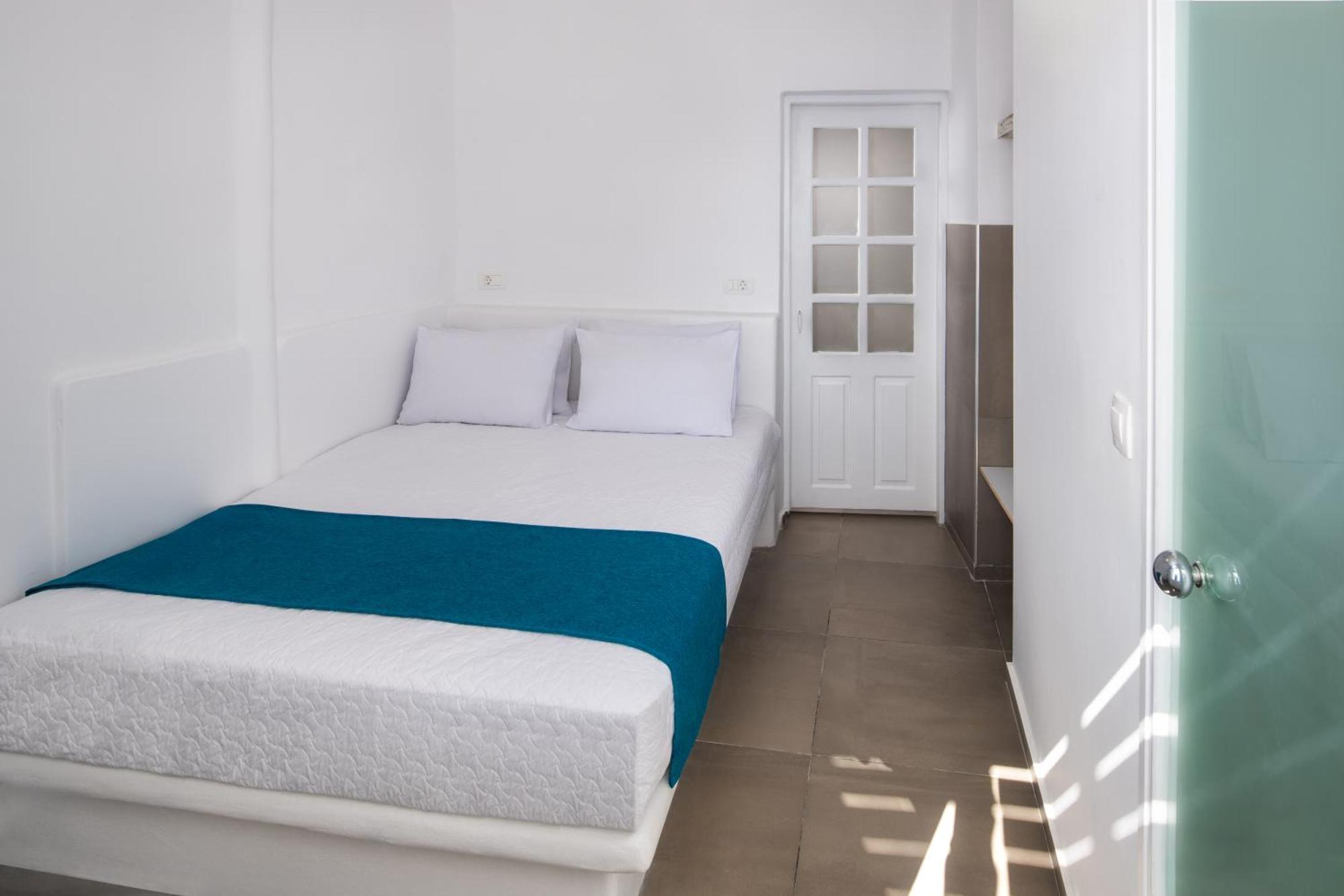 Lava Stone Bed & Breakfast Oía Dış mekan fotoğraf