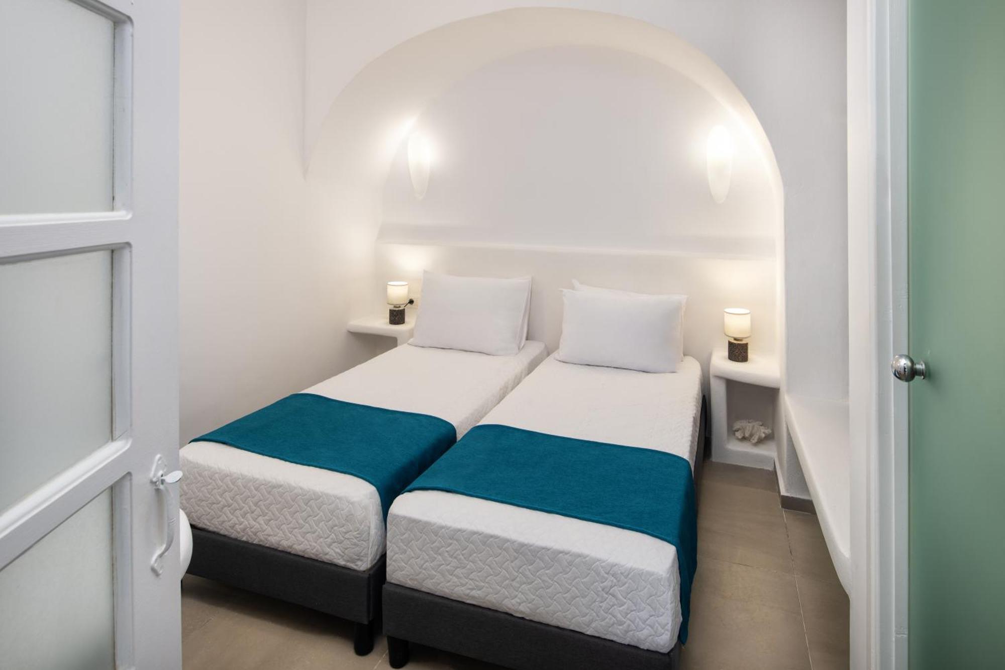 Lava Stone Bed & Breakfast Oía Dış mekan fotoğraf